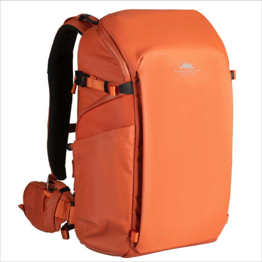Summit Creative Metropolis 26L (Large) Backpack