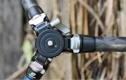 Leofoto LQ-324C Mr.Q Series 4 Section Carbon Fibre Tripod with LH-40LR (Lever Release) Ball Head
